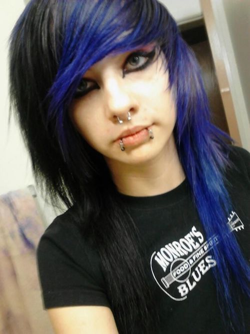 Short Emo Hairstyles For Curly Hair