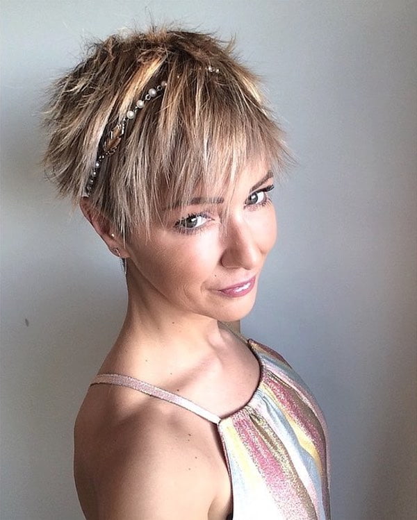 Short Hairstyles For Thin Hair With Bangs